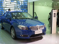 【北京モーターショー12】中国ブリリアンスからEVセダンコンセプト…H530 REEV 画像