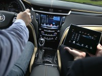 キャデラックの新最上級サルーン、XTS …iPad標準装備 画像