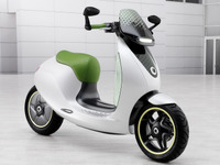 スマートの電動スクーター、市販が決定…2014年 画像