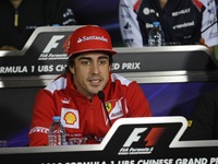 アロンソ「ドライバー同士の敬意が欠けている」 画像