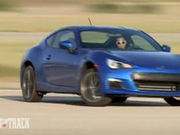 スバル BRZとマツダ ロードスター、華麗なドリフトパフォーマンス［動画］ 画像