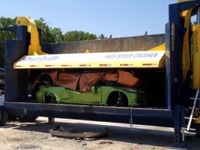 レクサス IS、2台まるごとスクラップ［動画］ 画像