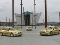 全身ゴールドのBMW、英国に出現…オリンピック協賛 画像