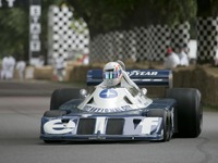 【グッドウッド12】タイレルP34など、伝説の6輪F1マシン3台が勢ぞろい 画像