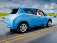 【グッドウッド12】日産リーフ、ギネス新記録に挑戦…リバース走行 画像