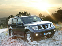 【パリモーターショー04】日産、新型パスファインダーを欧州投入 画像