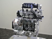 日産、セレナにS-HYBRID搭載「室内空間、使い勝手を犠牲にしない」 画像