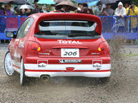 プジョーWRCエクスペリエンス…206、307がみなとみらい激走! 画像