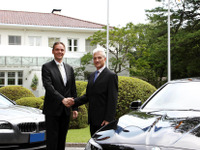 駐日ドイツ大使、HVを公用車に…「日本の環境負荷低減に貢献」 画像