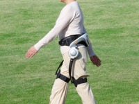 ホンダの歩行アシスト、介護予防効果を検証 画像