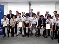 ダイムラーと日本財団、東北復興のリーダー育成に奨学金を授与 画像