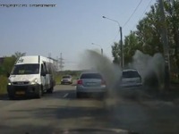 ロシアの交通トラブル…とんだ復讐劇［動画］ 画像