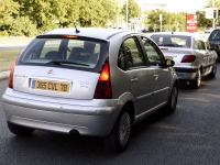 【パリモーターショー04】PSAの「ストップ＆スタート」システム 画像