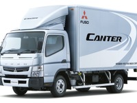 三菱ふそう、九州に環境配慮型の整備工場を新設 画像