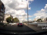 強引な追い越しで大事故…ロシア［動画］ 画像