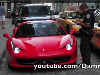 フェラーリ 458のドライバー、逮捕の一部始終［動画］ 画像