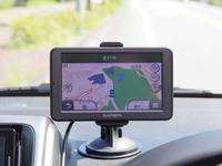 【GARMIN nuvi2582R インプレ前編】ドラレコ搭載、PNDの新たな可能性を感じさせる意欲作 画像