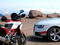 【パイクスピーク12】アウディ RS5 とドゥカティ、「何か」を予告 画像