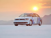 VW ジェッタ、ハイブリッド世界最高298km/h…米ボンネビル 画像
