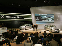 【パリモーターショー04】Bクラス＆Rクラス?　メルセデスベンツST 画像