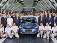 シュコダの新型セダン、ラピッド…チェコで量産開始 画像