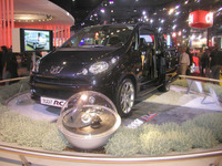 【パリモーターショー04】プジョー 1007 RCを展示 画像
