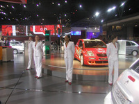 【パリモーターショー04】いよっ、大統領! 画像