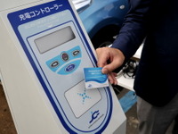 【新聞ウォッチ】有料化へ課題も山積、EV向け急速充電サービス 画像