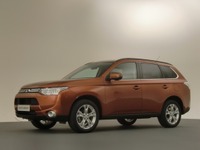 【三菱 アウトランダー 発表】17年に及ぶ予防安全技術を結実させたe-Assist 画像