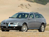 【パリモーターショー04】アルファロメオ クロスワゴンQ4量産仕様 画像