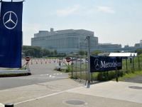 メルセデスベンツ女性限定イベントで車の安全体験［動画］  画像