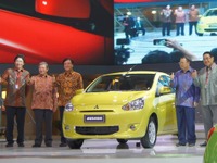 【ジャカルタモーターショー12】ミラージュたくさん、三菱ブース［詳細画像］  画像