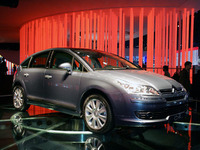 【パリモーターショー04】エンリコ・フミアが見た…シトロエン 画像