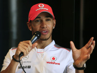 ハミルトン、メルセデスAMGへ電撃移籍 画像