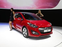 【パリモーターショー12】ヒュンダイ i30 新型に3ドア…欧州主力コンパクトのラインナップ完結 画像