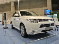 【CEATEC 12】三菱アウトランダーPHEVを日本初公開 画像