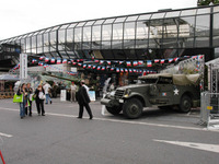 【パリモーターショー04】クルマならOKです…フランス陸軍 画像