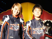 レッドブル・カート・ファイトにアッキーナ登場 画像