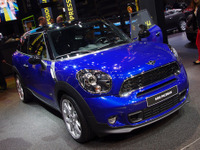 【パリモーターショー12】MINI ペースマン、スポーツ性能強化184ps［詳細画像］ 画像