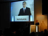 日産ゴーン社長、三菱との軽提携強化は検討中 画像