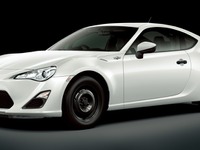 TRD、ワンメイクレース参戦用車両 86 Racing 発売 画像