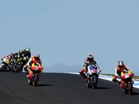 【MotoGP 第17戦】ペドロサ痛恨のリタイア、年間チャンピオンはロレンソに決定 画像