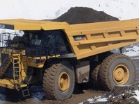 キャタピラージャパン、新型ダンプトラック Cat 785D を発売 画像