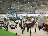 【東京モーターショー04】豊田トヨタ名誉会長「隔年開催は淋しいね」 画像