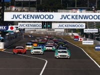 【スーパー耐久 第5戦】2レースでのバトルもSLSが強さを見せる［写真蔵］  画像