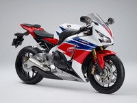 ホンダ CBR1000RR のカラーリングを変更…レプソルカラーも限定発売 画像