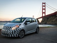 【ロサンゼルスモーターショー12】GM、シボレー スパーク EV 発表…急速充電「コンボ」初採用 画像