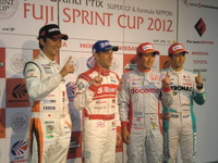 【富士スプリントカップ12】決勝初日を終えてGT300はポルシェ優位、GT500は混沌 画像