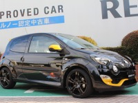 ルノー トゥインゴ R.S. レッドブル…メガーヌとは違うブラック 画像