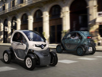 ルノー、スペインで新型5車種を生産へ 画像